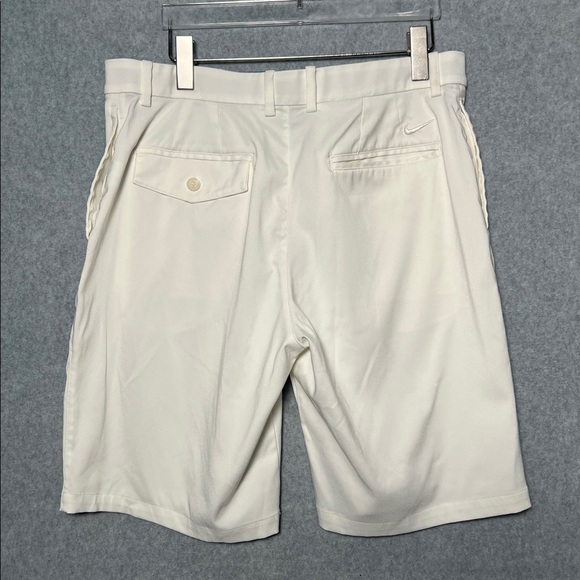 Nike Mens Shorts Size 34 Like New - Picture 2 of 5